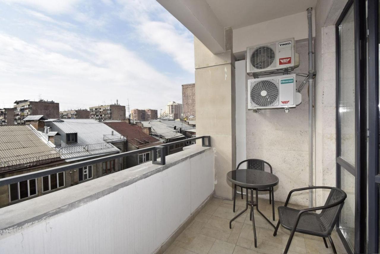 Rent Inn Yerevan On Koghbaci Street 외부 사진